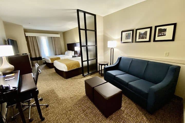 Room 11 of 43