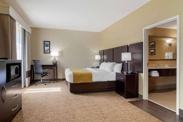 Room 17 of 43